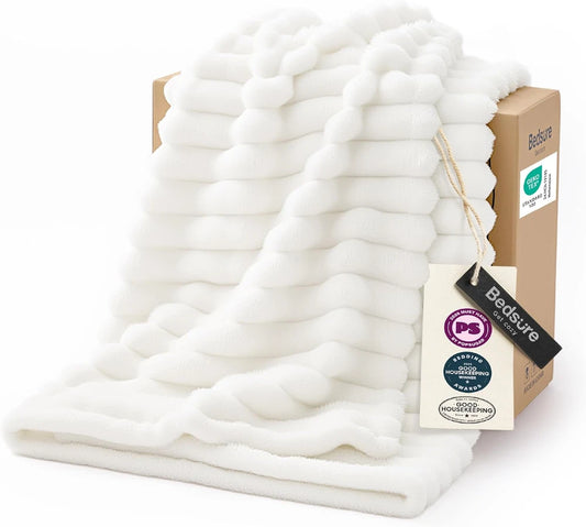 GentleSoft Fleece Throw Blanket
