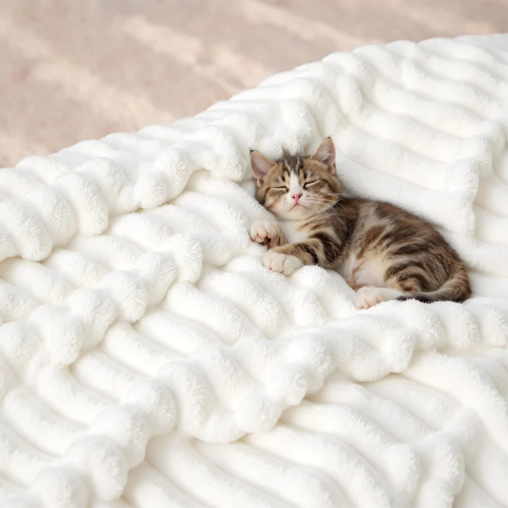 GentleSoft Fleece Throw Blanket
